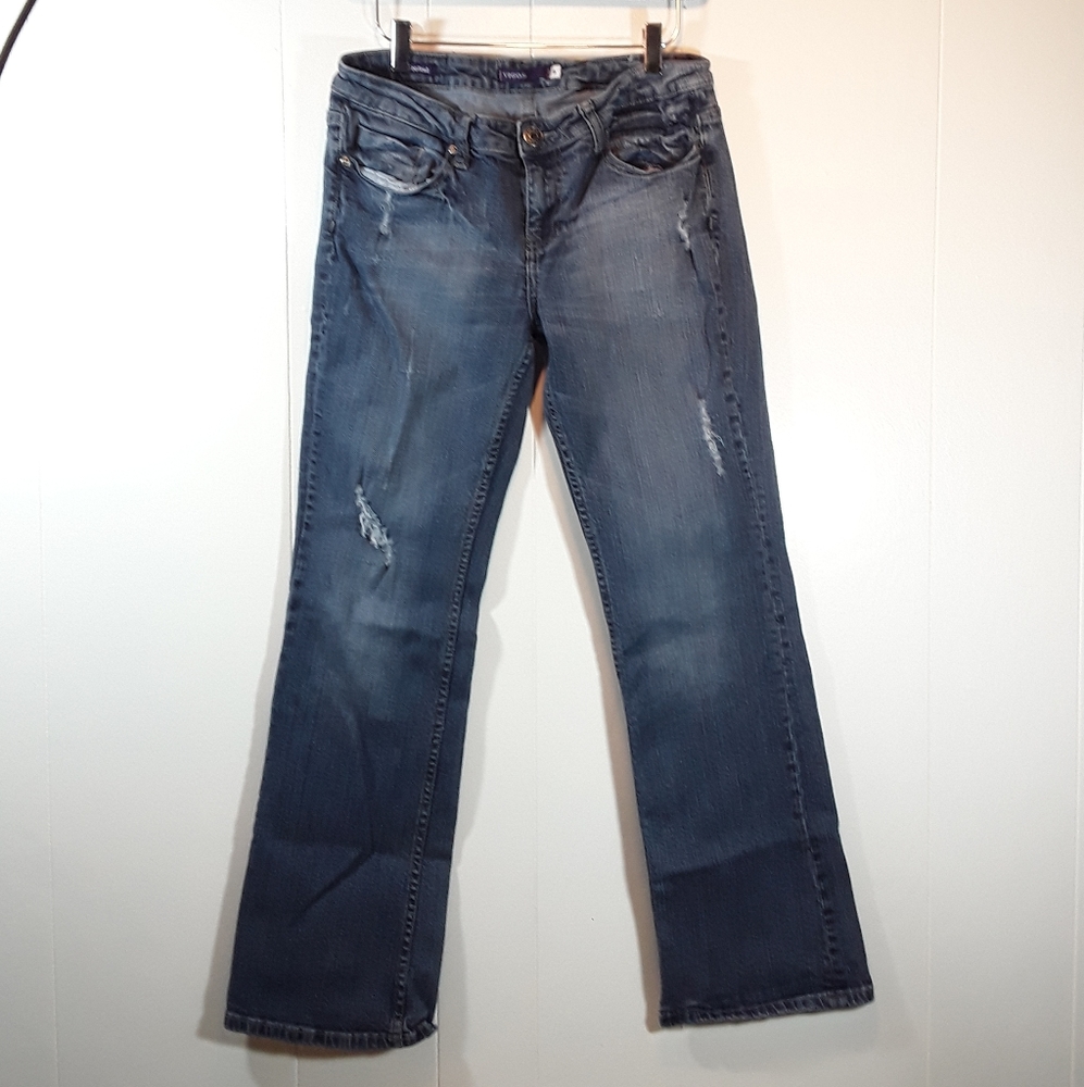 Vigoss Bootcut factory distressed jeans size 9